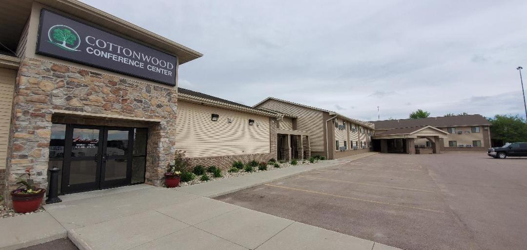 Cottonwood Inn And Conference Center South Sioux City Kültér fotó